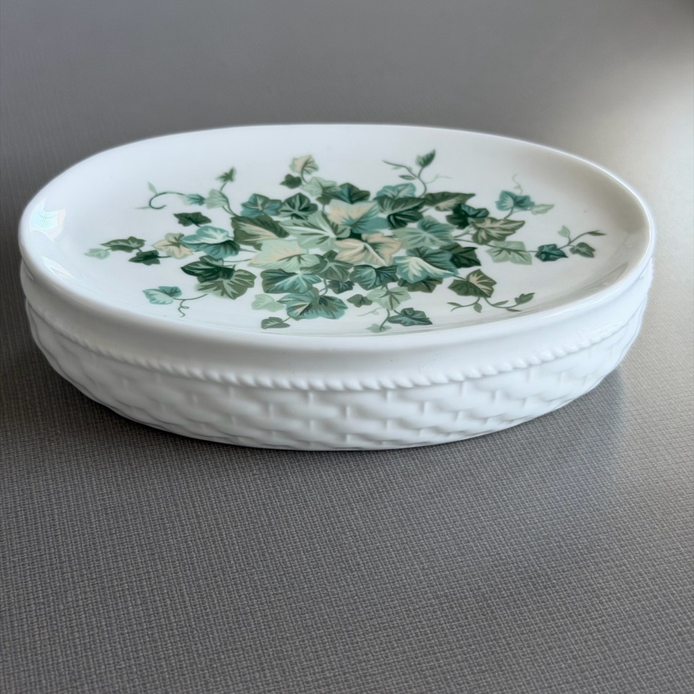 Vintage Andre Richard Ivy Arbor White Ceramic Bar Soap & Trinket Dish Holder - Picture 3 of 10